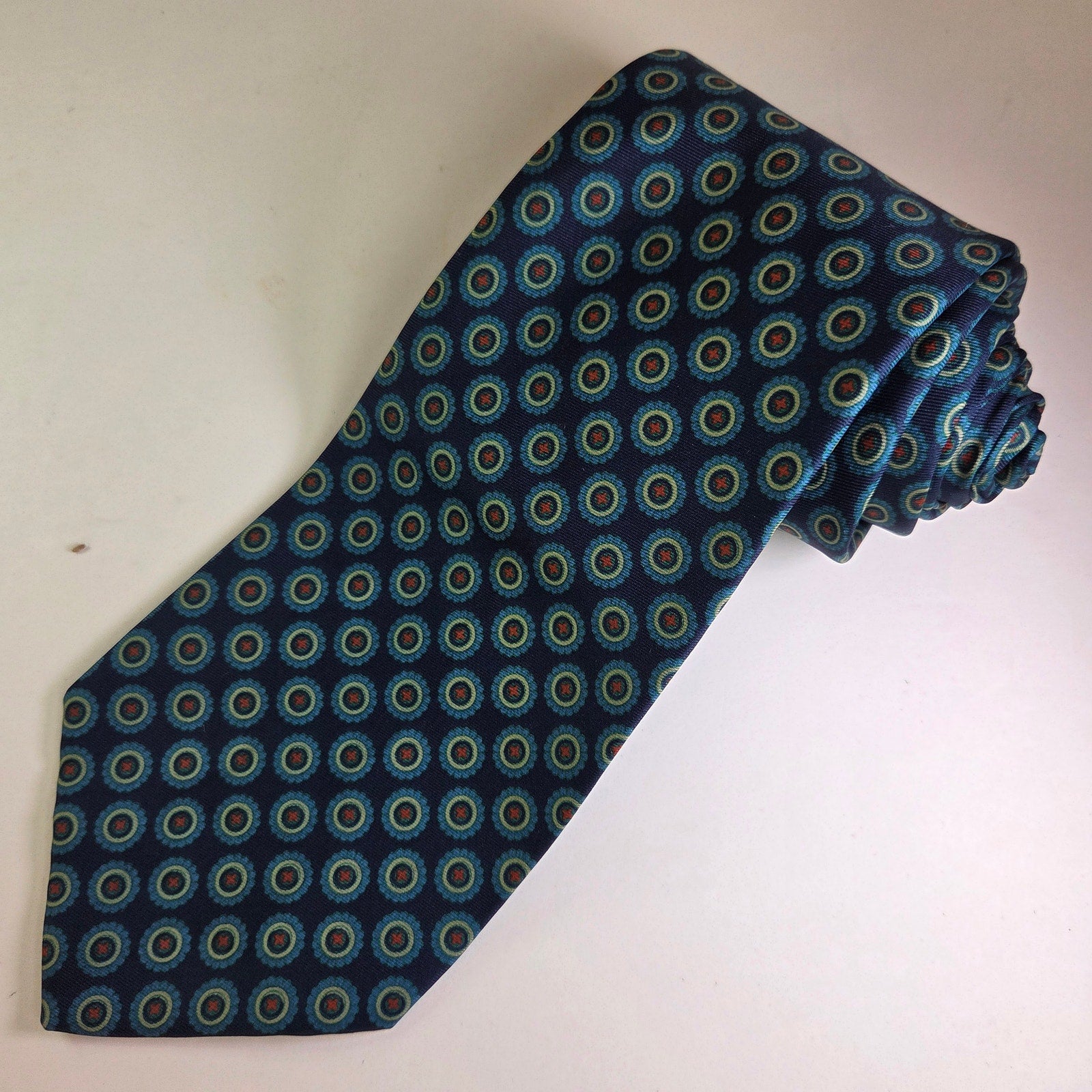 Vintage Dayton's Northbriar Shop Tie by Reis Green Medallion 4"x55.5" USA