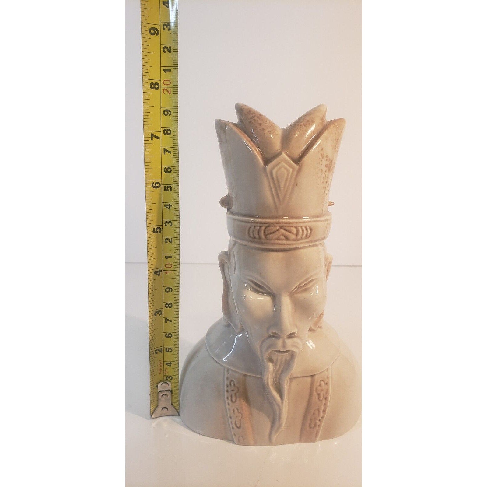 Roselane Pasadena Dove Gray Chinese Modern Bust Figurine 1940s California Pottery