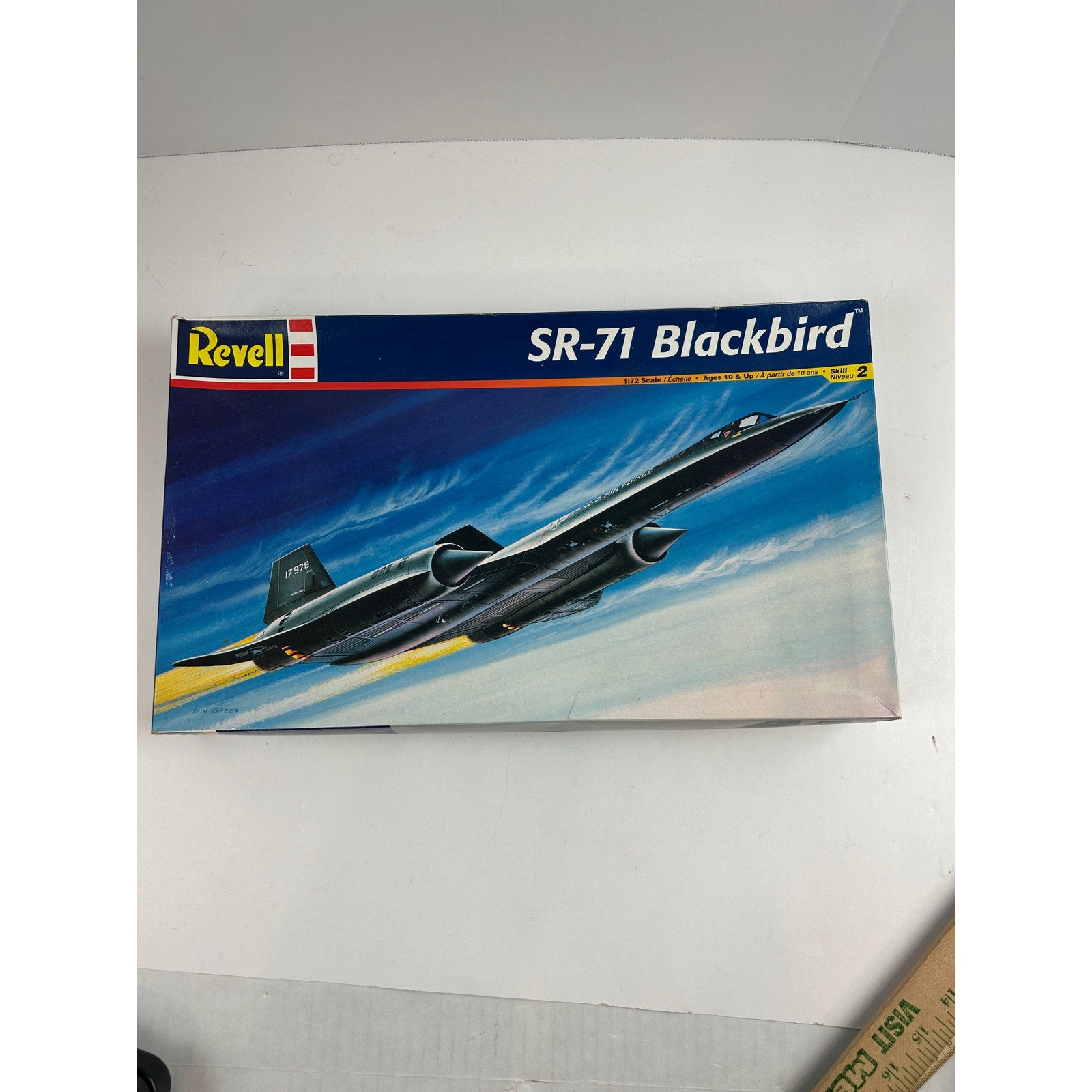 Revell SR-71 Blackbird 1:72 Scale Model Kit 85-5810 2004 Release Sealed Inside