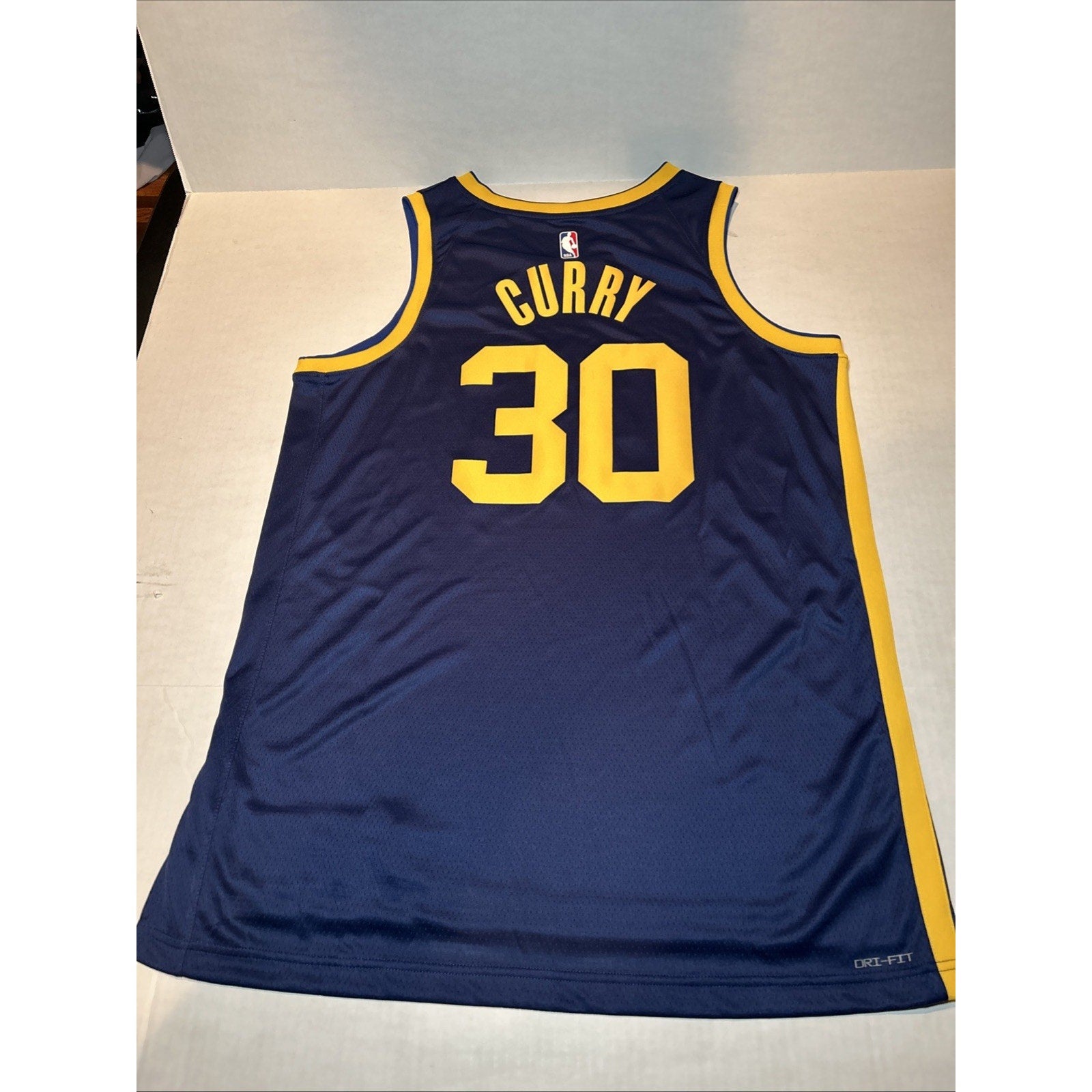 Stephen Curry #30 Golden State Warriors Nike Dri-Fit Basketball Jersey Size L