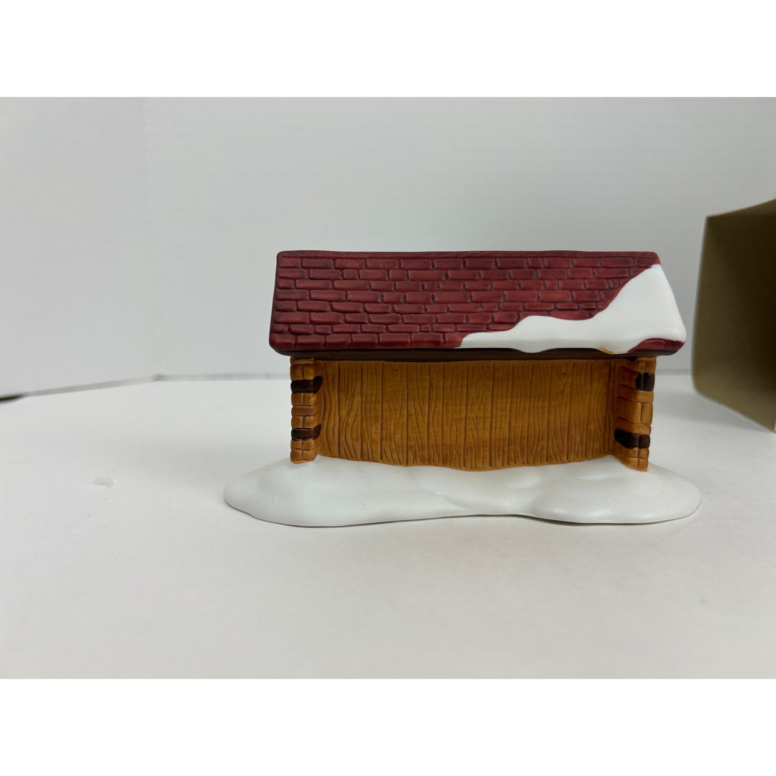 Department 56 One Horse Open Sleigh Covered Wooden Bridge Minuteman lot