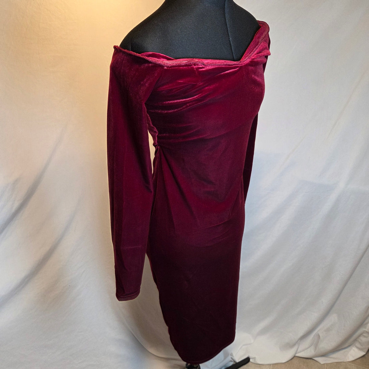 Club L London Compliment Berry Velvet Bardot Midi Dress US 8 UK 12 NWT