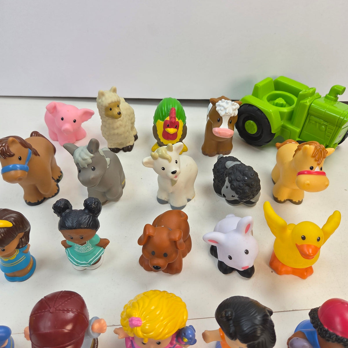 Fisher Price Little People Lot of 25 Figures Farm Animals Green Tractor Toys