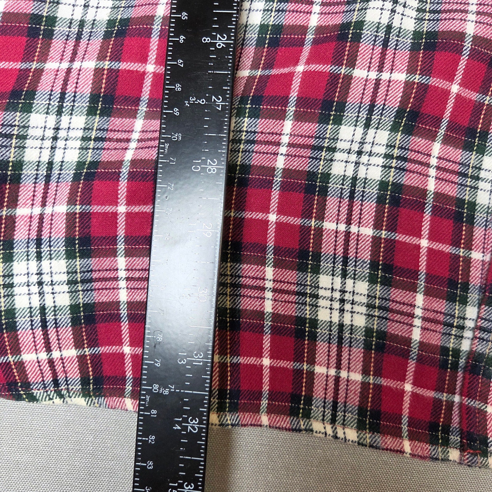 Eddie Bauer XXL Red Plaid Flannel Shirt Men’s 100% Cotton Button Down