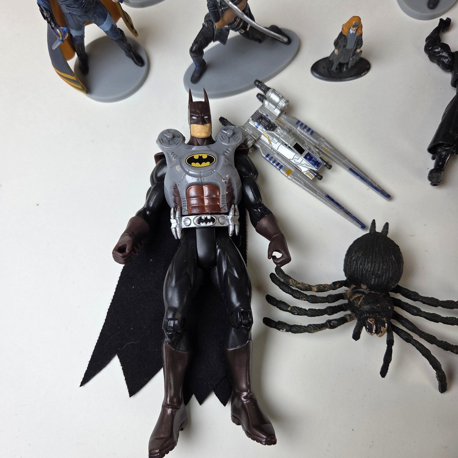 Mixed Action Figure Lot Marvel DC Star Wars TMNT Harry Potter Loose Toys