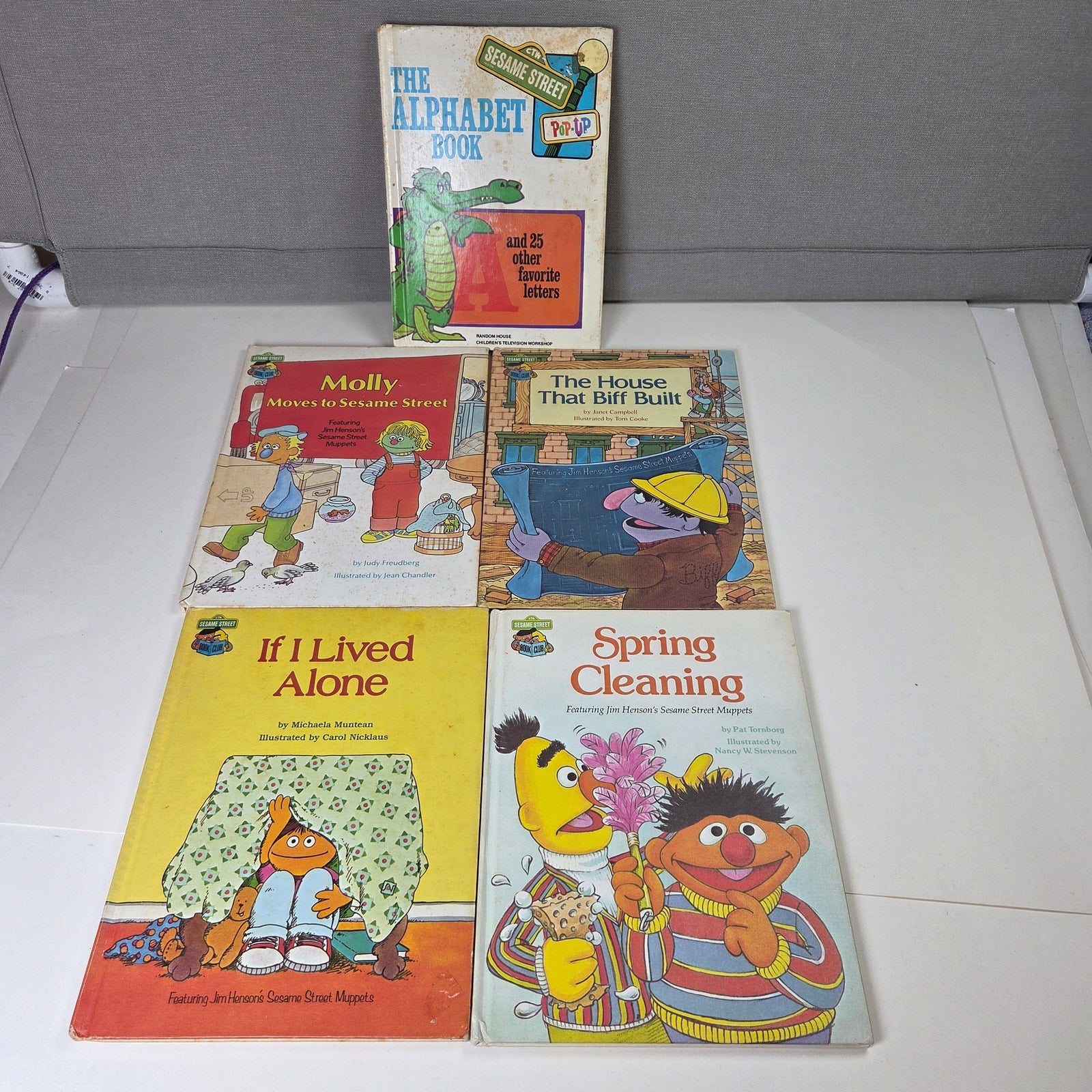 Sesame Street Vintage Book Lot 5 HC Books w Pop-Up Alphabet Book 1977
