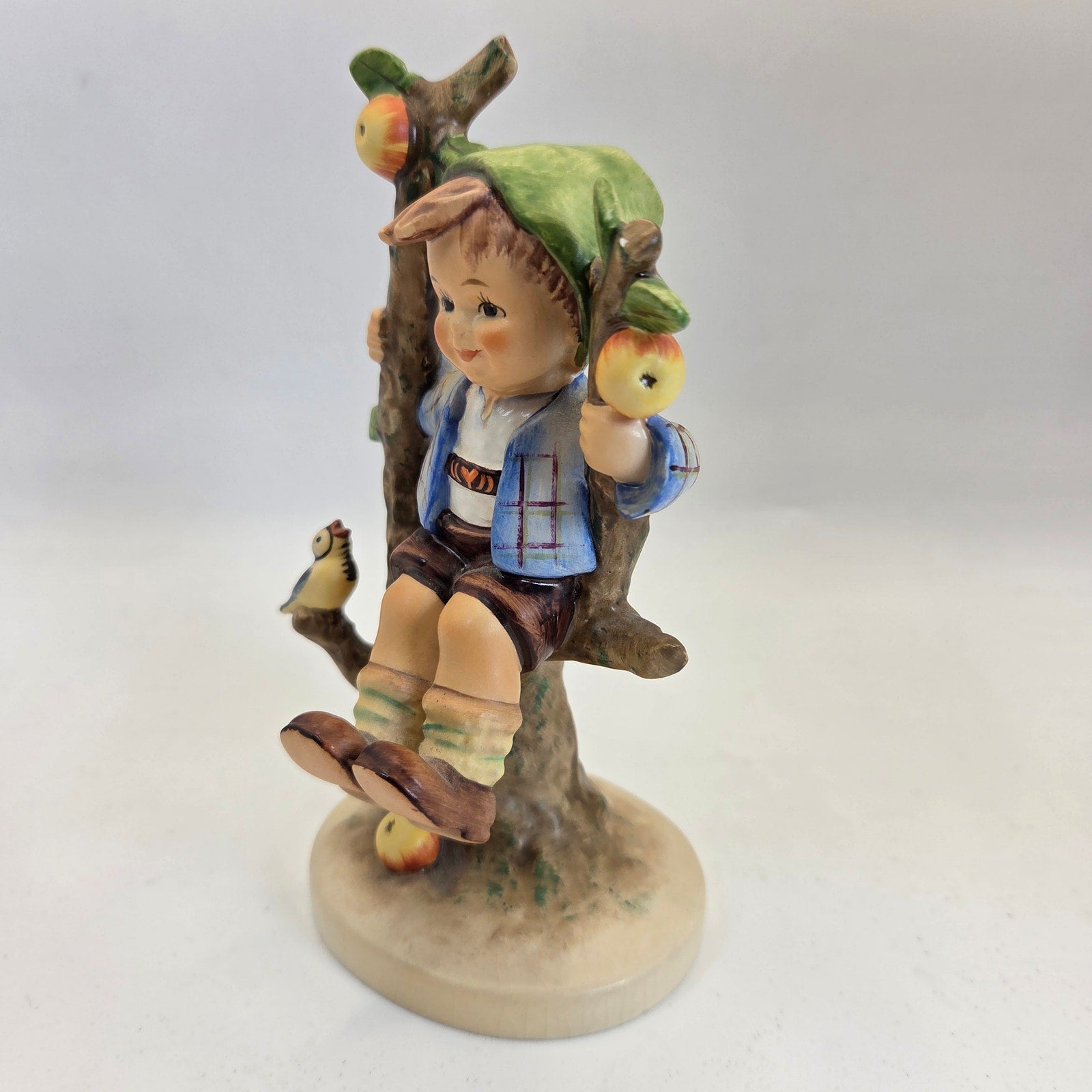 Goebel Hummel Apple Tree Boy 142/1 TMK5 West Germany Figurine 5.75" Tall