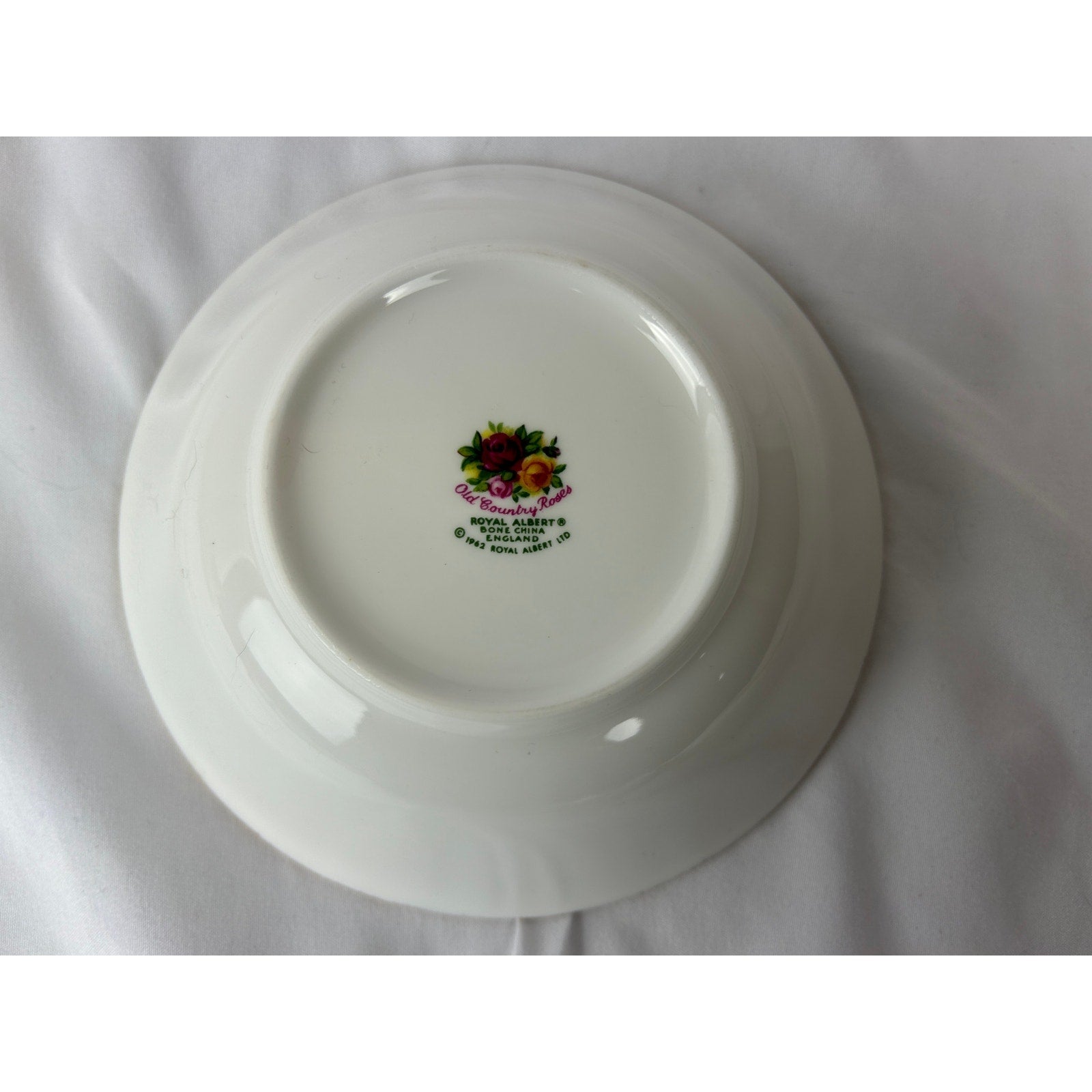 Royal Albert Old Country Roses Bone China Fruit Bowl 5.5 Inch England