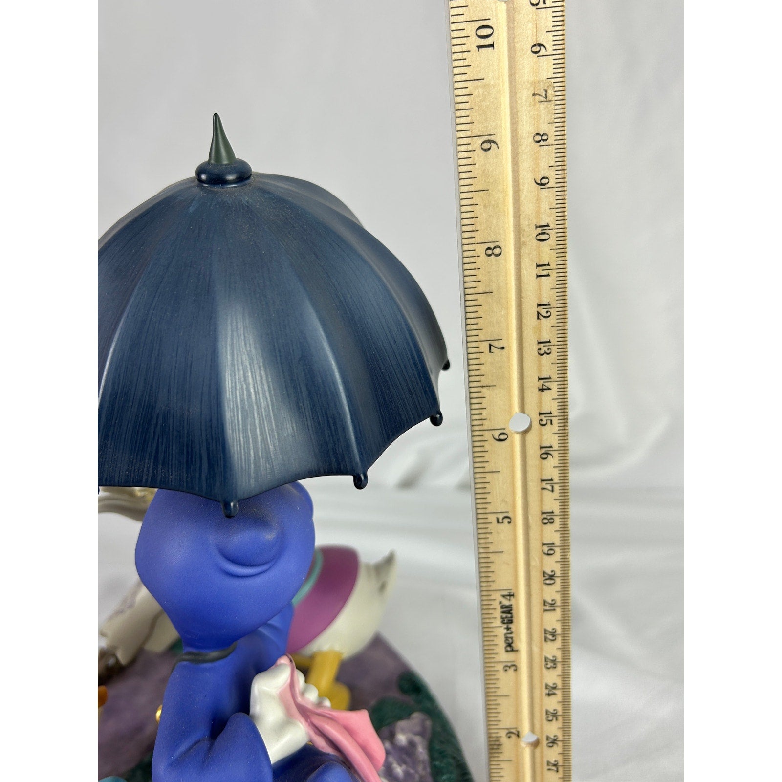 WDCC Disney Fantasia 2000 Donald Daisy Rain Scene Figurine Repair