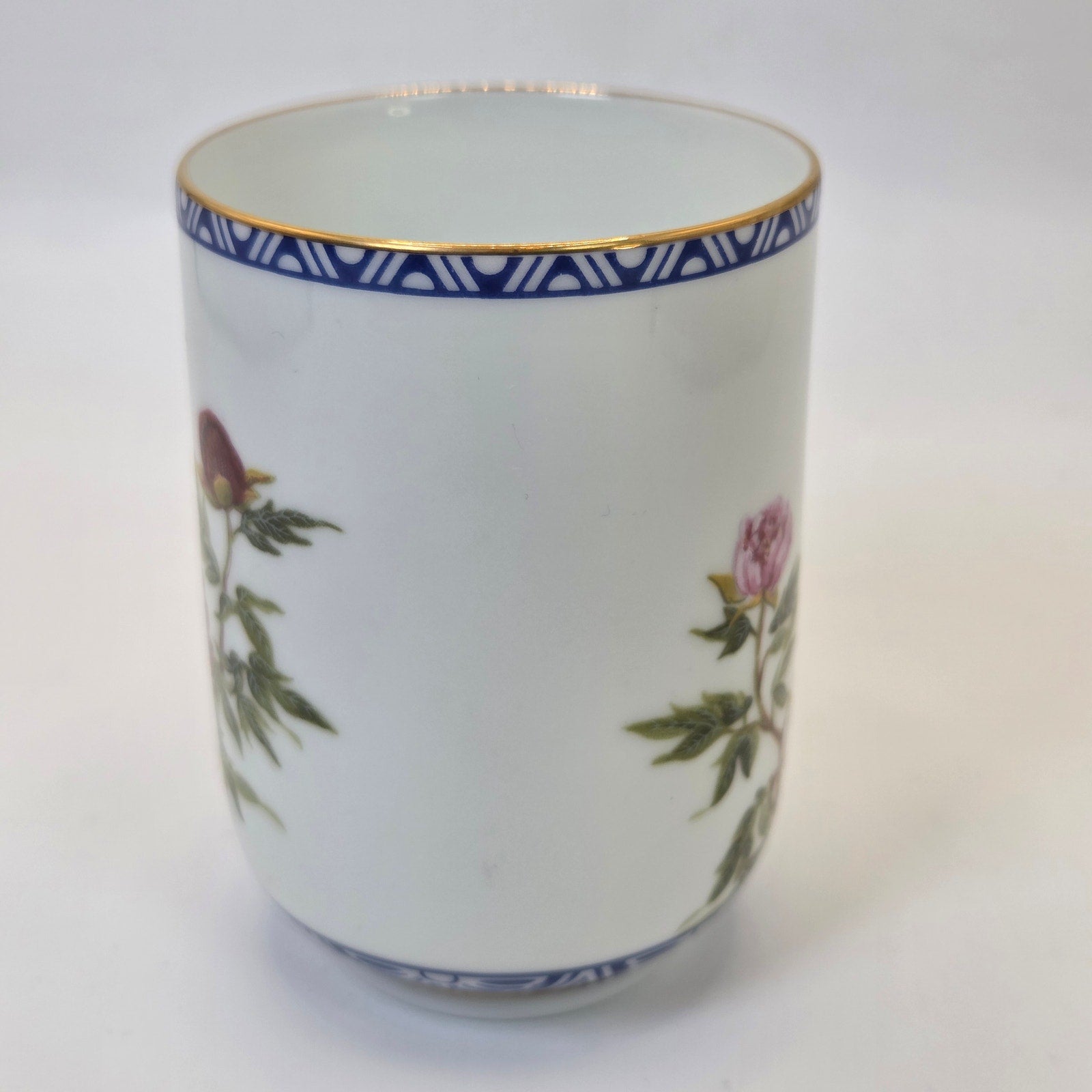 Franklin Porcelain 1985 Japanese Tea Cup Peony Flowers Swallow Bird Gold Trim