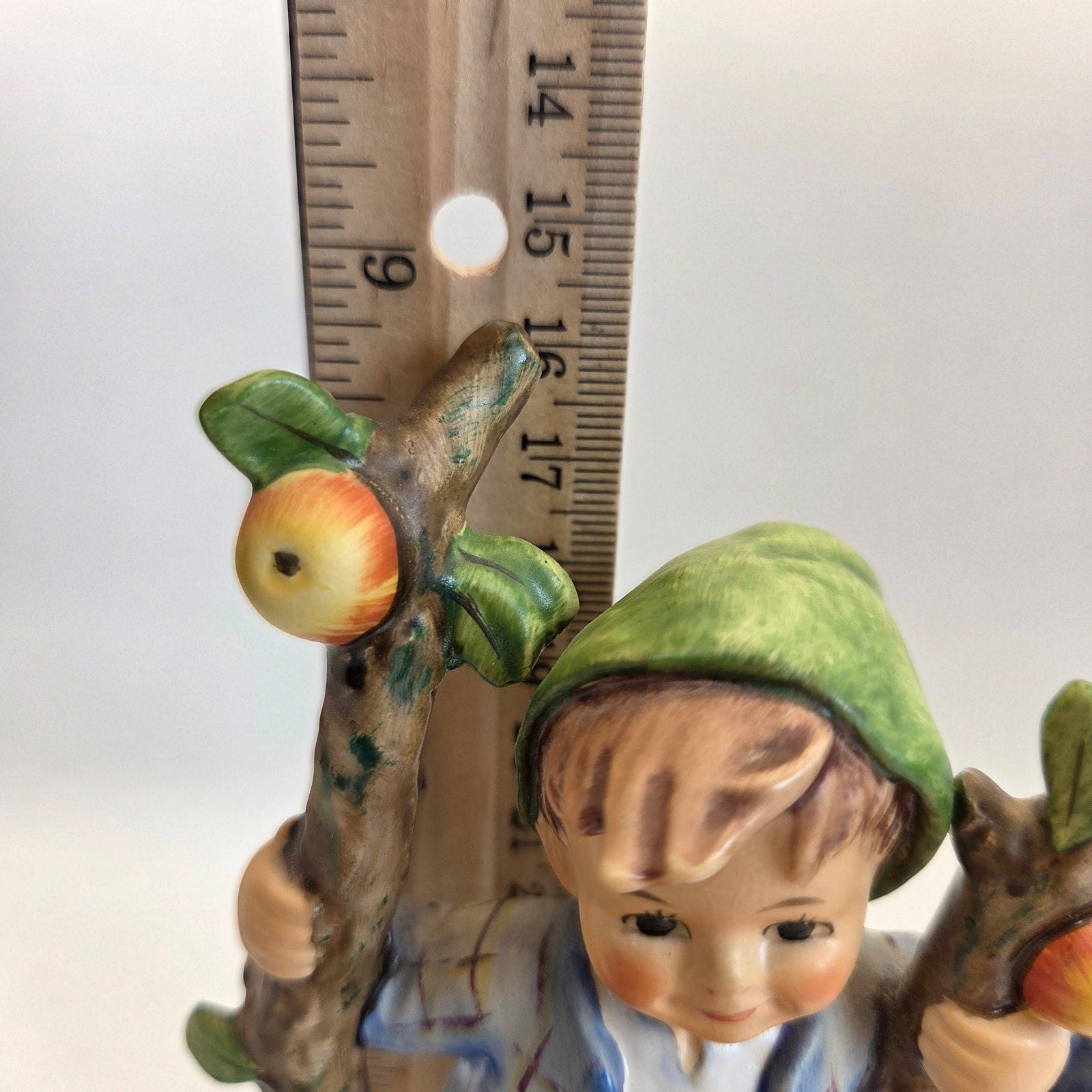 Goebel Hummel Apple Tree Boy 142/1 TMK5 West Germany Figurine 5.75" Tall