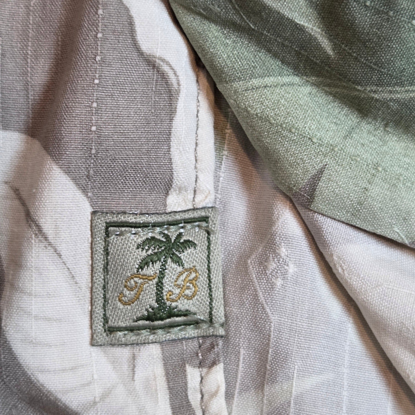 Vintage Tommy Bahama Relax Silk Camp Shirt Men’s L Palm Leaf Hawaiian Top