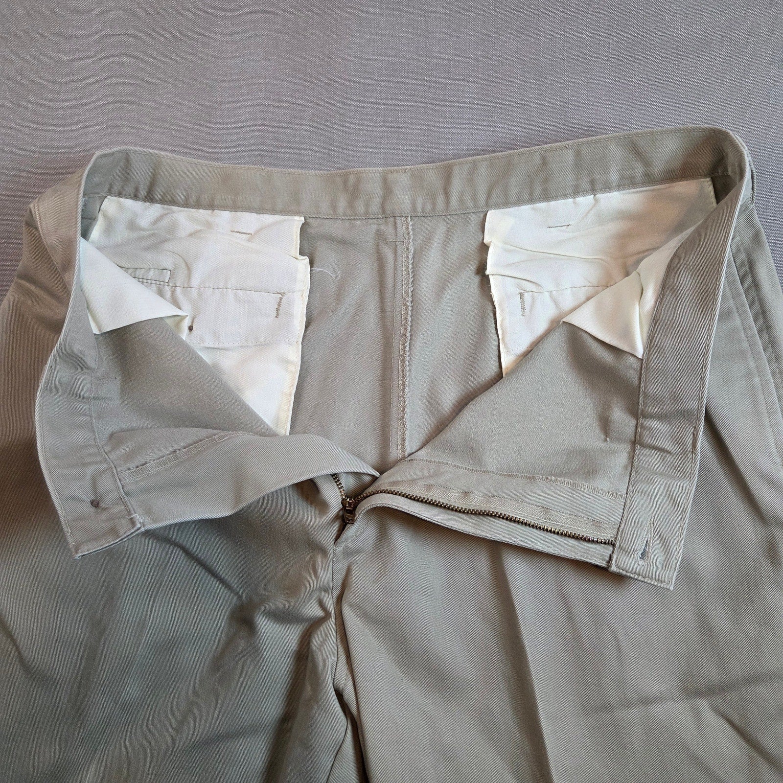 Haggar Generations Pleated Khaki Pants Men’s 38x28 100% Cotton Mexico