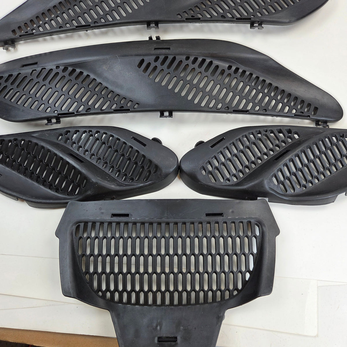 OEM Bombardier Ski-Doo ZX Yellow Grille Kit 861781800 New Complete NOS OEM