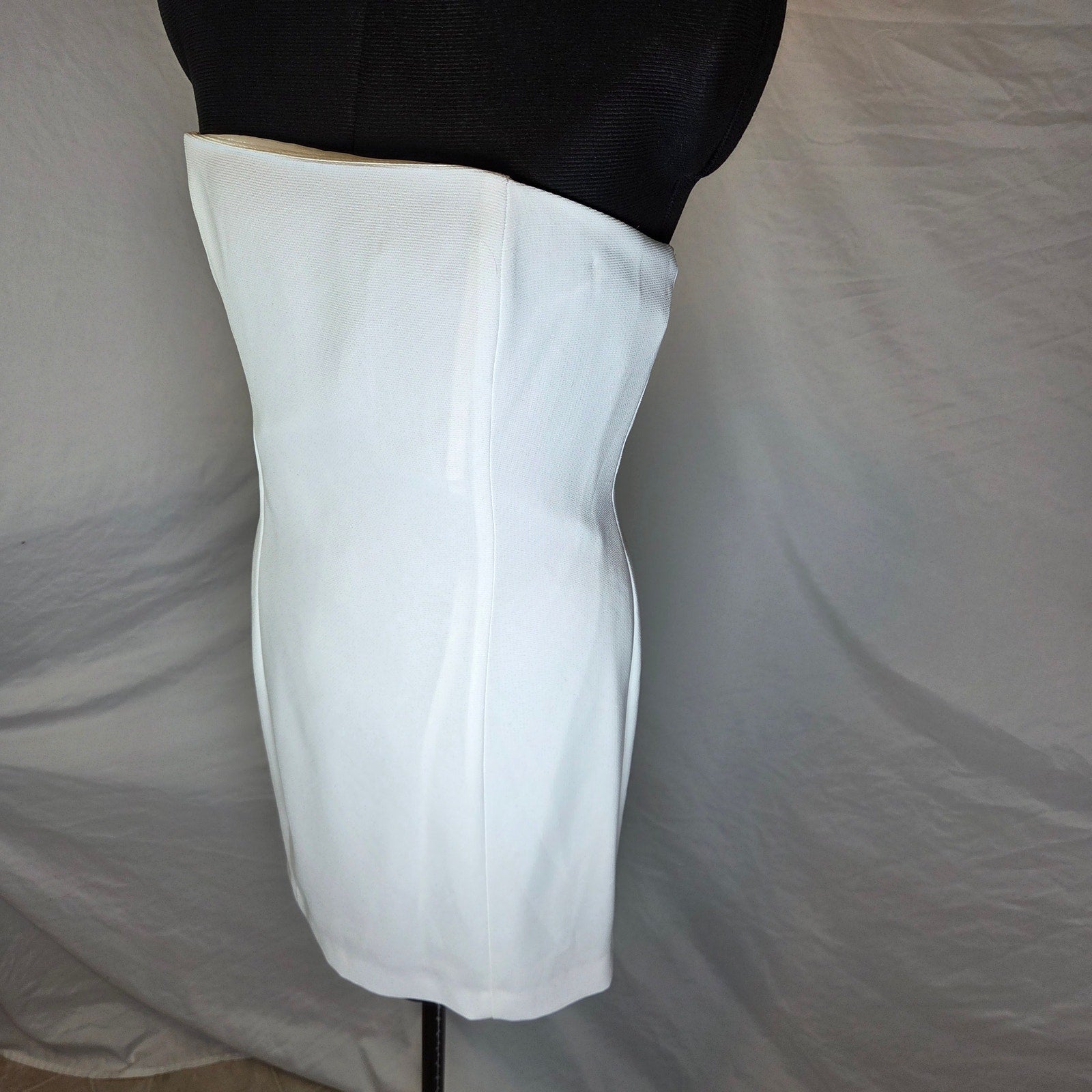 Hugo Buscati White Strapless Mini Dress USA Womens Size 10 Y2K Vintage