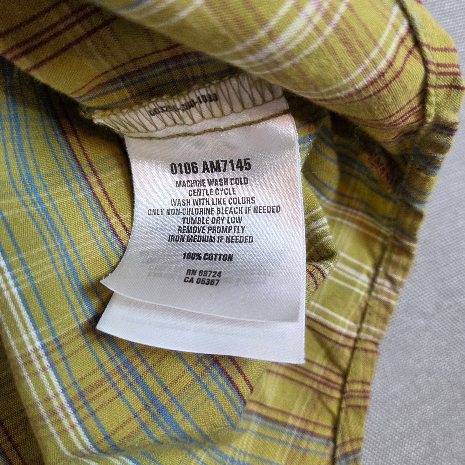 Columbia Sportswear Plaid Button Down Shirt Men’s XL Short Sleeve Cotton