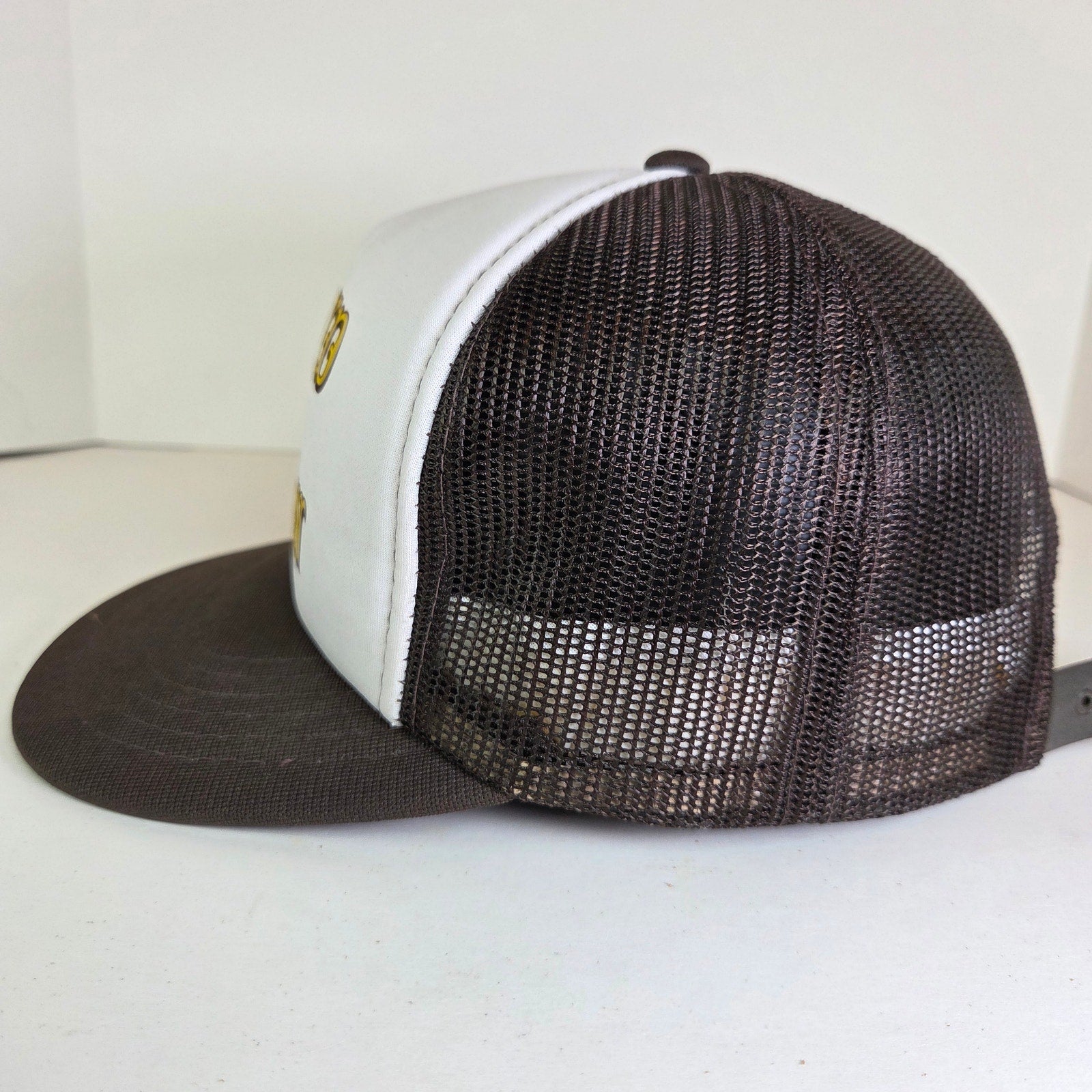 Vintage Grand 7 Saloon Foam Trucker Hat Snapback Mesh Cap Brown White Yellow