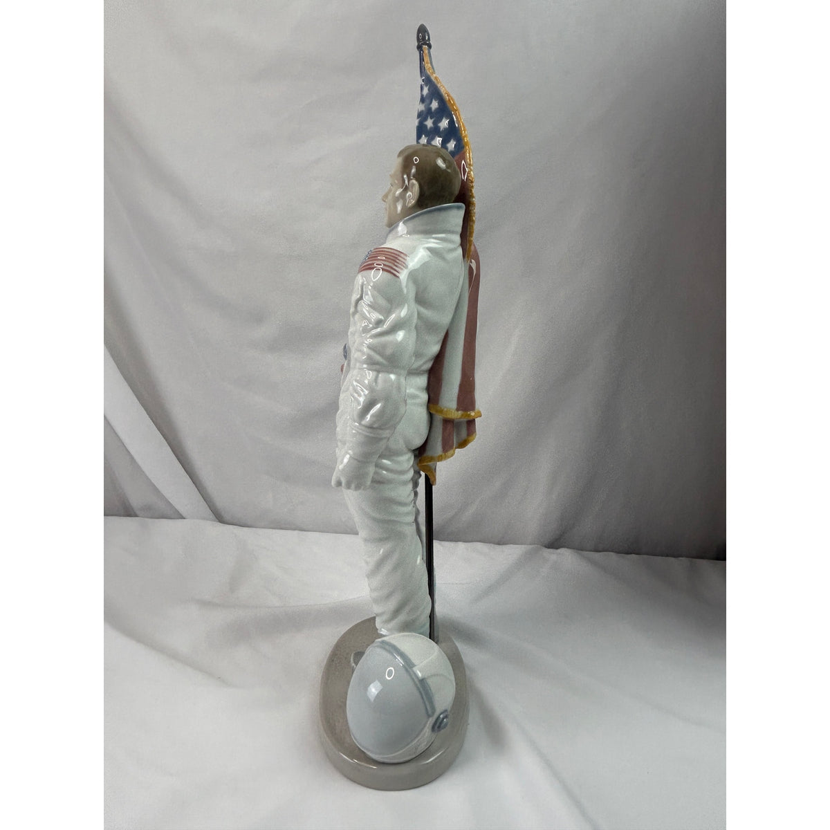 Lladro 06168 Apollo Landing Astronaut 25th Anniversary COA Original Box