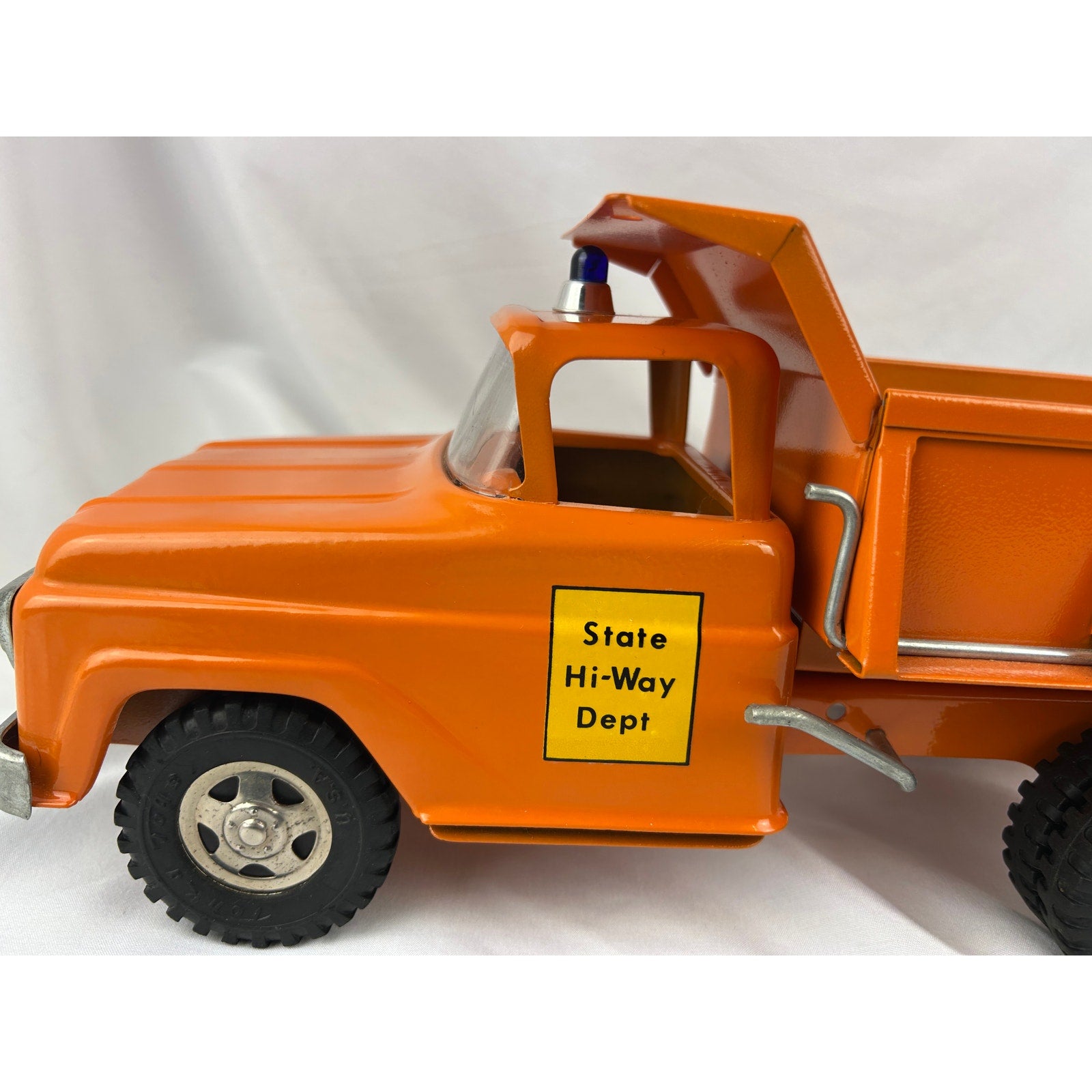 Vintage Tonka State Hi Way Dept Hydraulic Dump Truck Pressed Steel 1950s