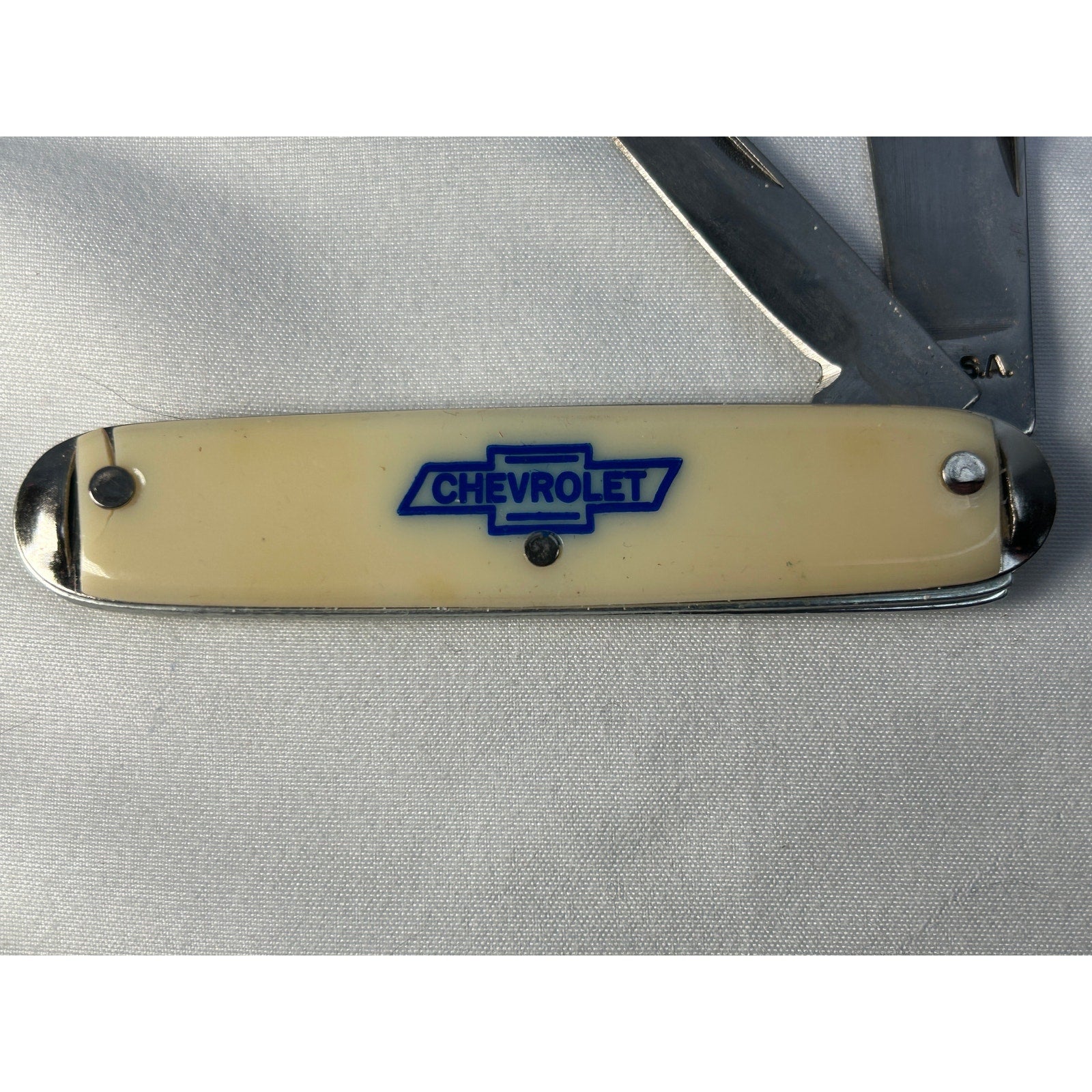Chevrolet Bowtie Logo Folding Pocket Knife Salesman Display Case Find