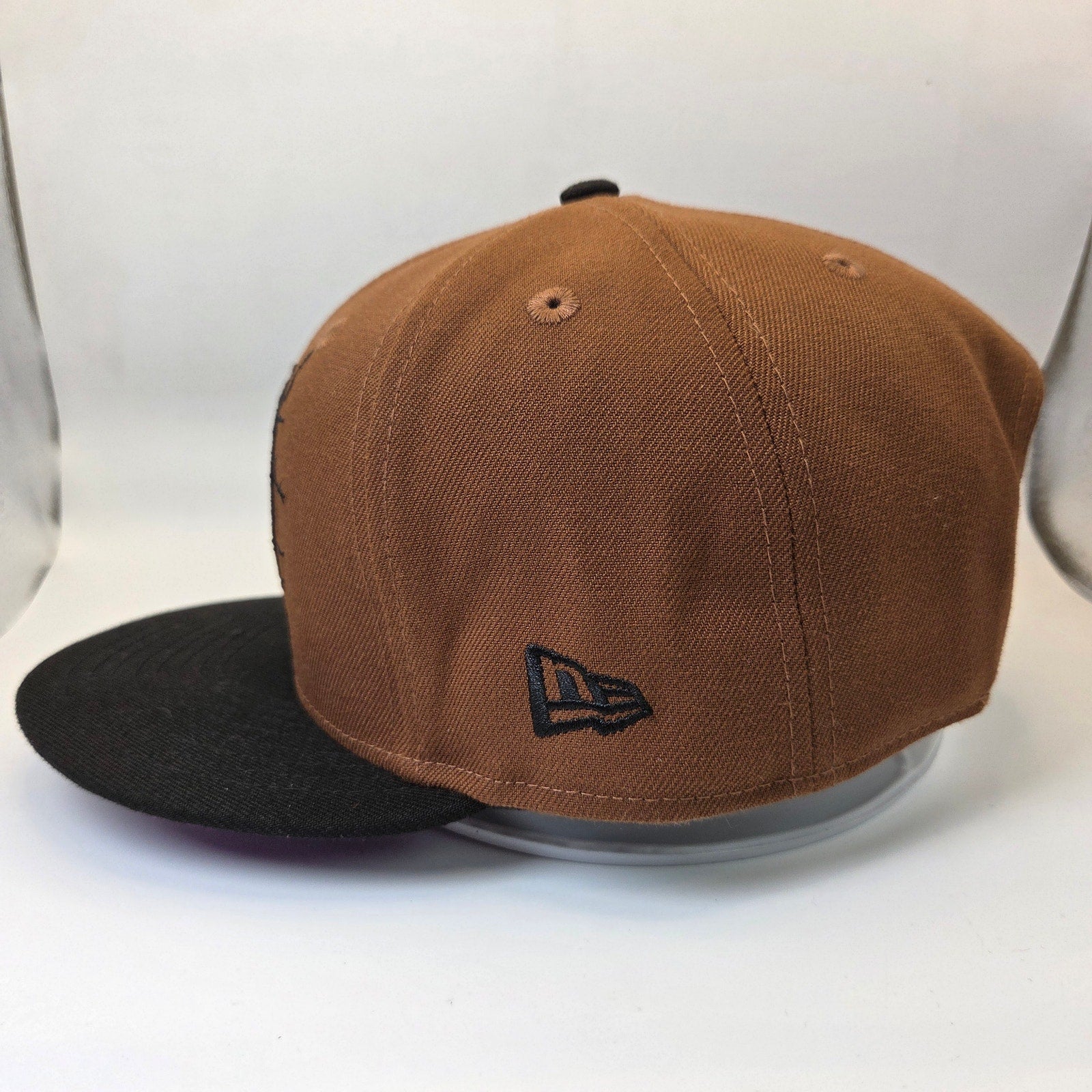 New Era Batman Arkham Asylum 9FIFTY Snapback Hat OSFM DC Comics
