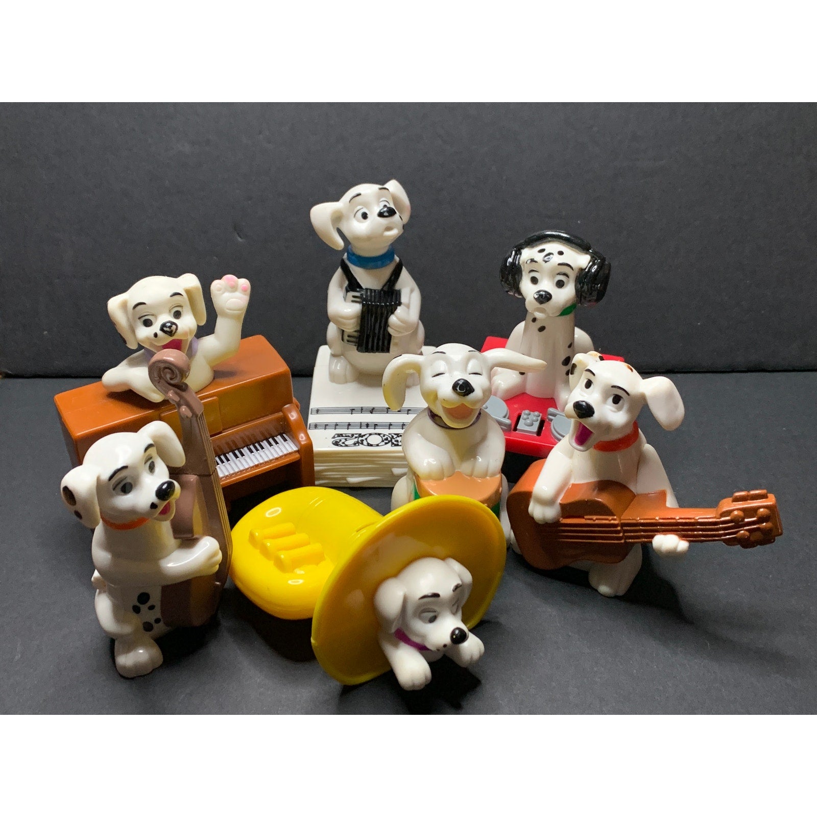 2000 Disney 102 Dalmatians McDonald's Happy Meal Dogs in a Band Lot of 7
