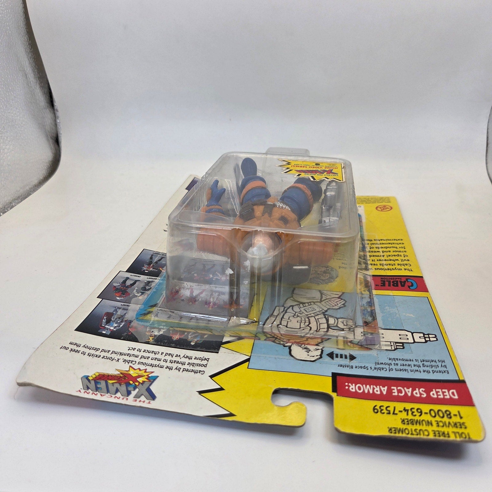 1993 Toy Biz X-Force Cable 2nd Edition Deep Space Armor Figure Cardback