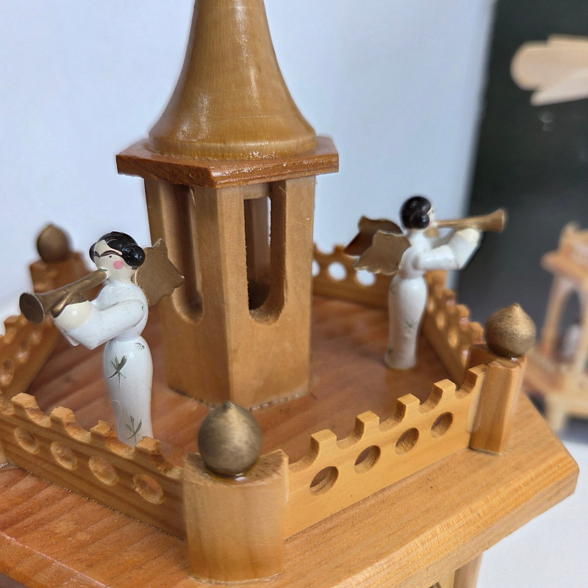 Silvestri Hand Crafted Wood 2 Tier Nativity Christmas Pyramid Box 13" Vintage